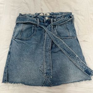 Free People Denim Skirt Size 24